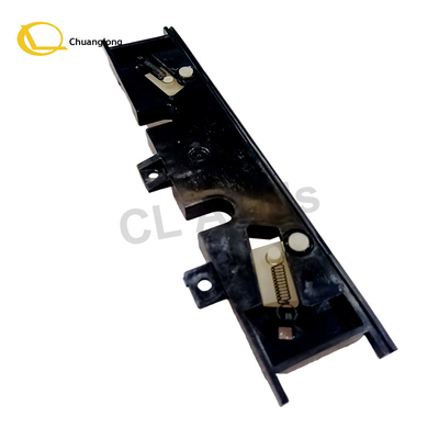 445-0582423 4450582423 ATM Spare parts NCR S1 Plastic Cassette Truck Door Met Pusher Assy NCR Cassette Pusher