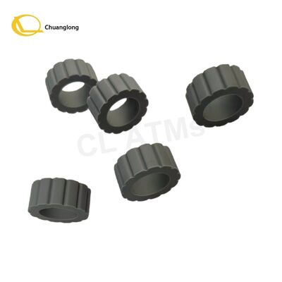 S4441000048/4441000048 Hyosung ATM RMG pick-up rubber. Deel nr. S4441000048/4441000048.