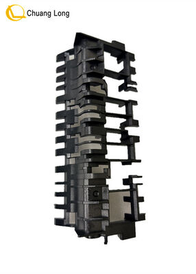 ATM-machineonderdelen Hitachi HCM Dispenser VS FD Frame Guide Top 1P019105-001