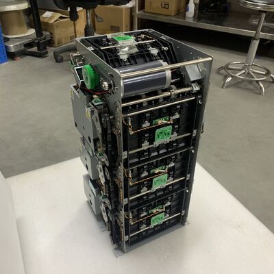 NCR CDM-4000 Geld Dispenser Module CDM-4000C3 Dispenser met 3 Cassettes en 1 Afwijsbox Geldautomaat CRM Kiosk Zelfbedieningsmachine Onderdeel