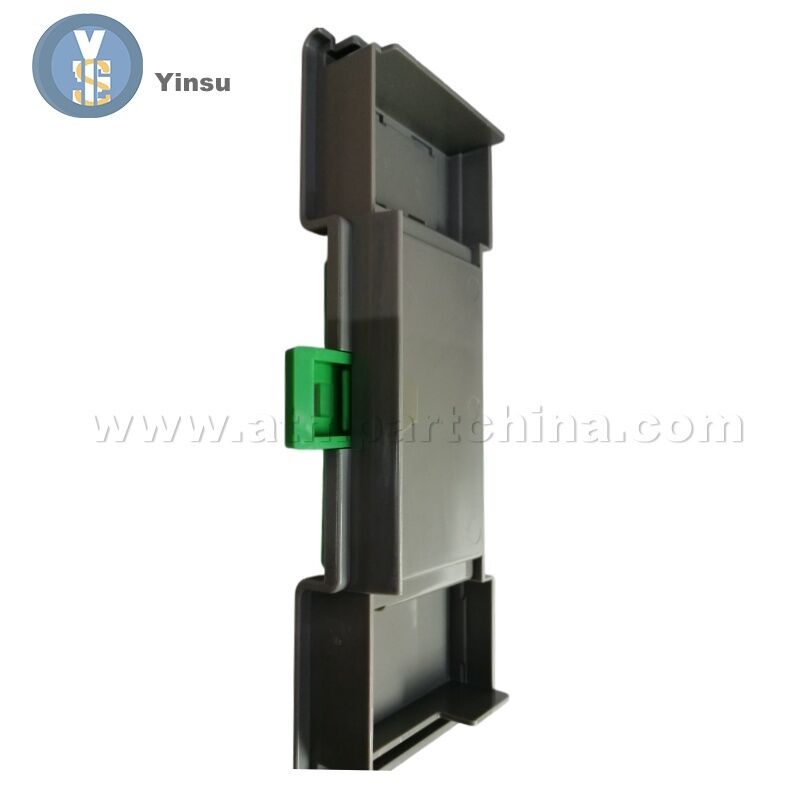 4450693308 445-0693308 2040000217 NCR gesloten zuiveringsbak dekking met slot en handvat ATM-machineonderdelen voor NCR S1 afwijzingscassette