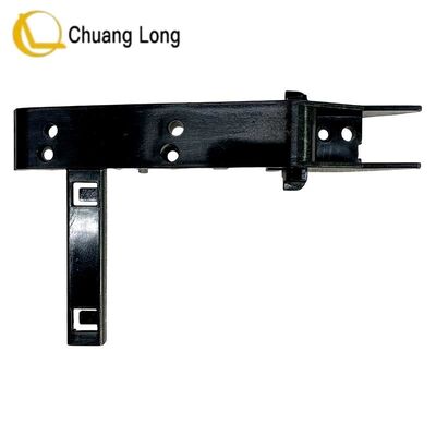 Goede prijs NCR Guide Exit Lower RH 445-0684015 Presentator Lower Bracket Plastic 5886 5887 ATM CRM CDM CRS Selfserv Kiosk Deel 4450684015 online